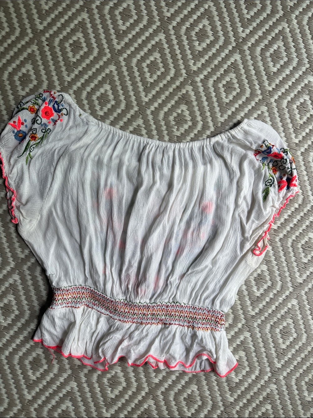 Shrinking Violet White Peasant Top with Multicolor Floral Embroidery - Picture 10 of 12